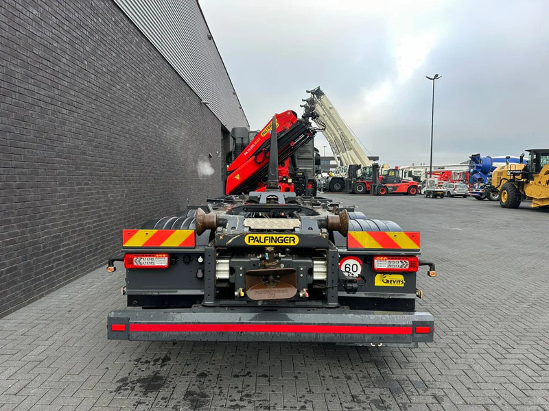 Крюковой мультилифт, Автоманипулятор Volvo FM 460 8X4 PALFINGER + HAAKARMSYTEEM + PALFINGER PK 19.001 SLD 5 KRAAN/KRAN/CRANE/GRUA: фото 18 Крюковой мультилифт, Автоманипулятор Volvo FM 460 8X4 PALFINGER + HAAKARMSYTEEM + PALFINGER PK 19.001 SLD 5 KRAAN/KRAN/CRANE/GRUA: фото 18
