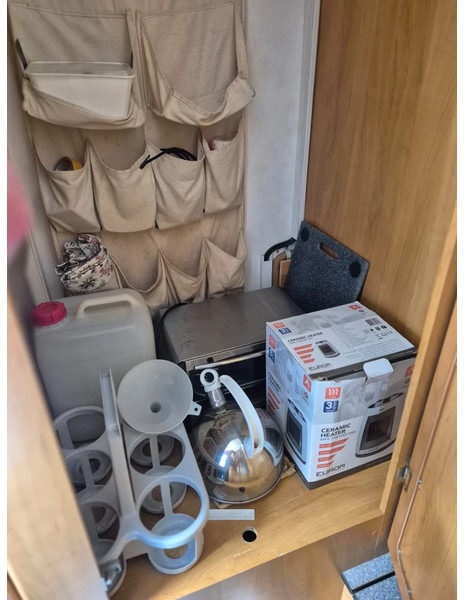 Интегрированный автодом Hymer Camper B 524. airco: фото 16