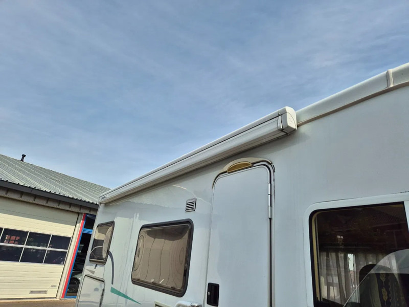 Интегрированный автодом Hymer Camper B 524. airco: фото 7