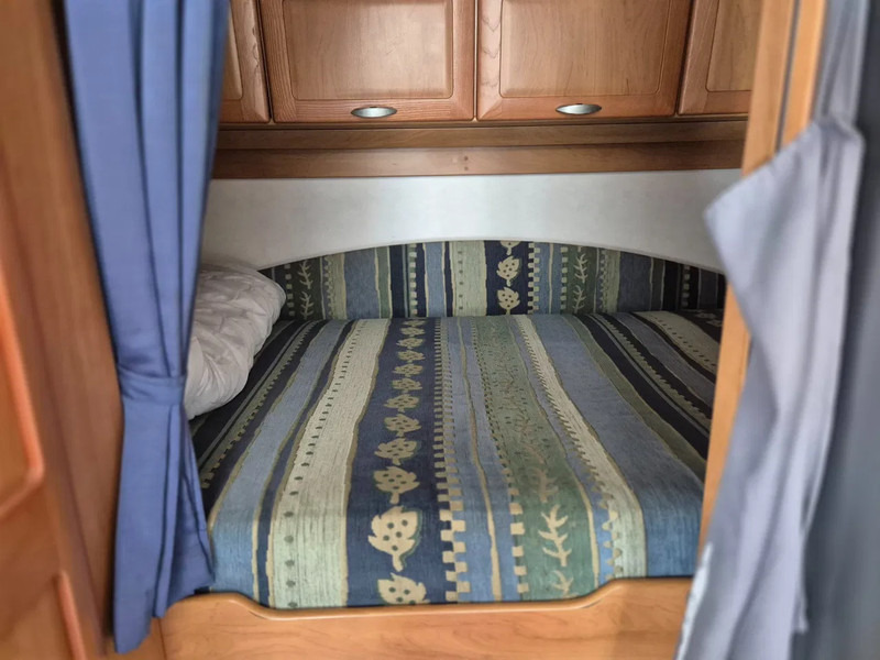 Интегрированный автодом Hymer Camper B 524. airco: фото 14