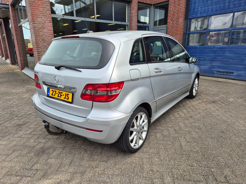 Mercedes-Benz B-Klasse 200 Automaat.trekhaak. - Легковой автомобиль: фото 3 Mercedes-Benz B-Klasse 200 Automaat.trekhaak. - Легковой автомобиль: фото 3