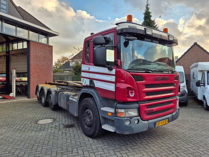 Scania P 420 8x2.... manuel gearbox. - Тросовый мультилифт: фото 1 Scania P 420 8x2.... manuel gearbox. - Тросовый мультилифт: фото 1