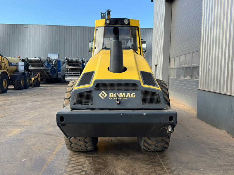 Bomag BW226 - Каток: фото 4 Bomag BW226 - Каток: фото 4