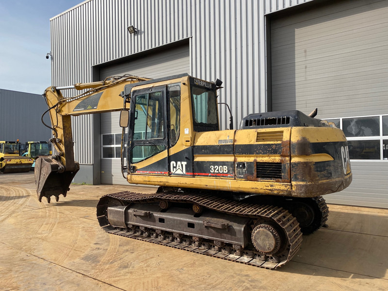 Caterpillar 320B - Гусеничный экскаватор: фото 3 Caterpillar 320B - Гусеничный экскаватор: фото 3
