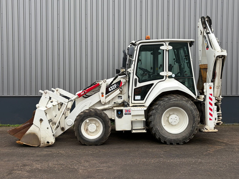 Caterpillar 432F2 - Экскаватор-погрузчик: фото 1 Caterpillar 432F2 - Экскаватор-погрузчик: фото 1