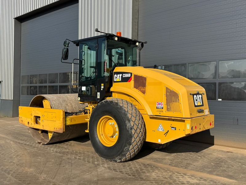 Caterpillar CS66B - Каток: фото 3 Caterpillar CS66B - Каток: фото 3