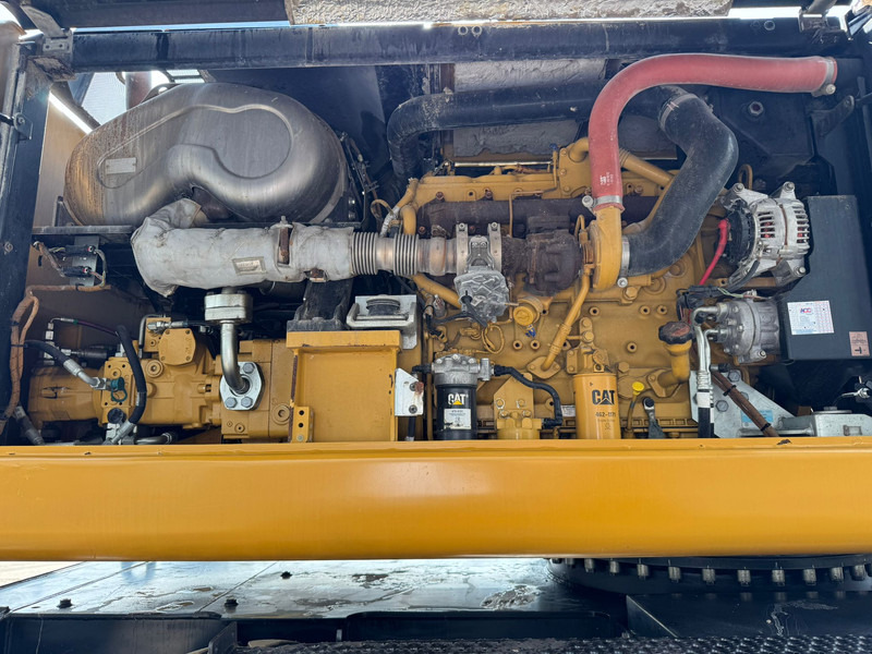 Перегружатель Caterpillar MH3024: фото 18