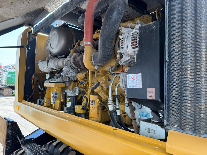 Перегружатель Caterpillar MH3024: фото 20