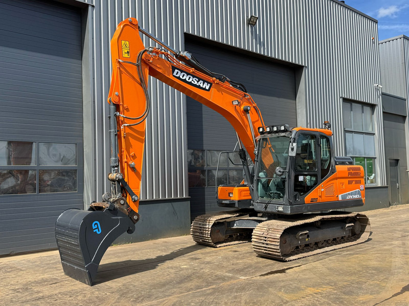Doosan DX140LC-5 - CE / Verachtert CW30 - GP edge bucket - Гусеничный экскаватор: фото 2 Doosan DX140LC-5 - CE / Verachtert CW30 - GP edge bucket - Гусеничный экскаватор: фото 2
