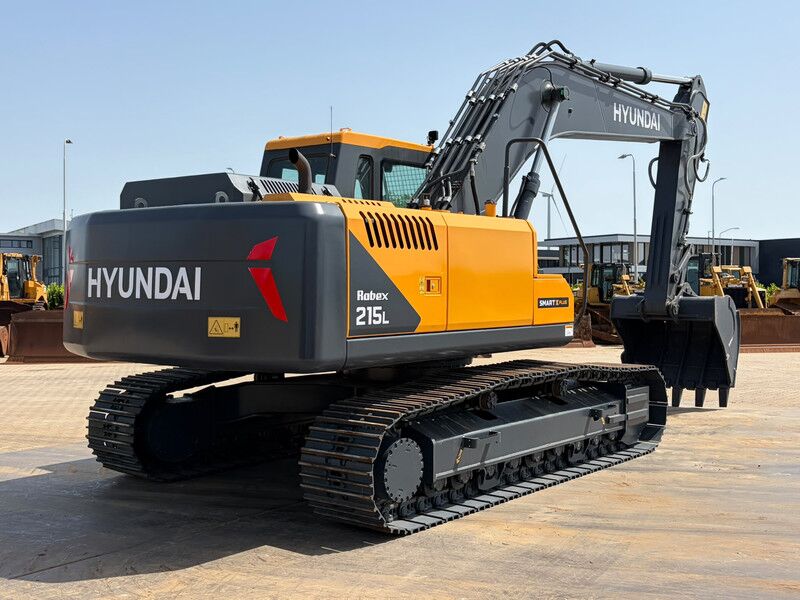 Hyundai R215L - Гусеничный экскаватор: фото 4 Hyundai R215L - Гусеничный экскаватор: фото 4