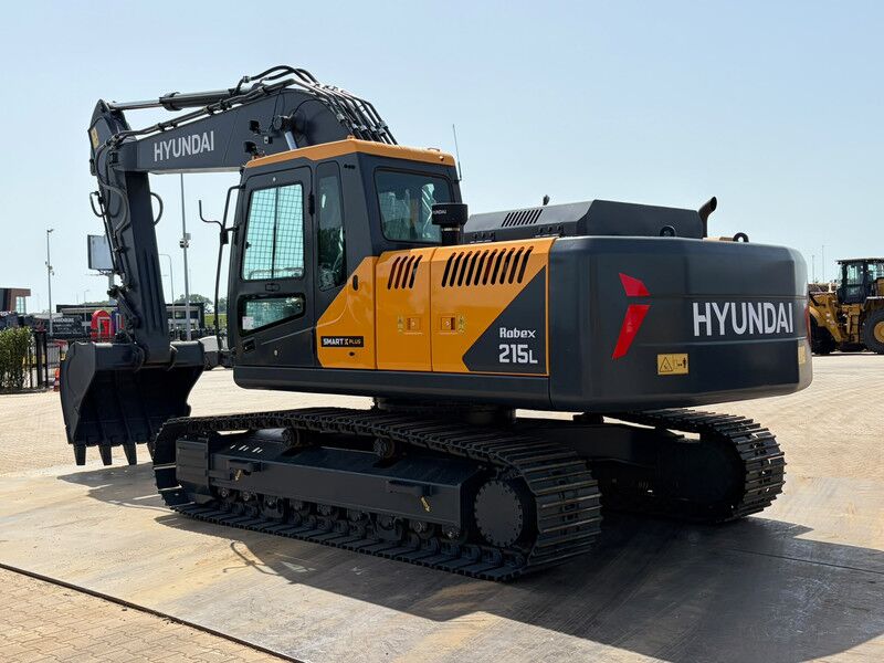 Hyundai R215L - Гусеничный экскаватор: фото 3 Hyundai R215L - Гусеничный экскаватор: фото 3