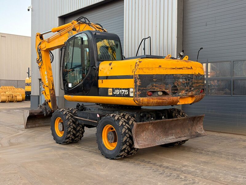 JCB JS175W - Колёсный экскаватор: фото 3 JCB JS175W - Колёсный экскаватор: фото 3