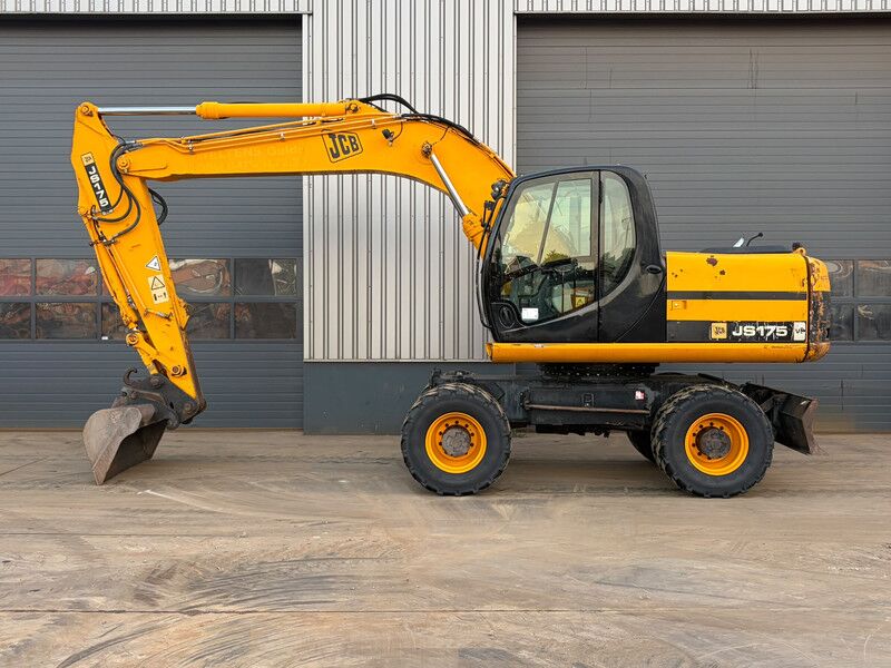 JCB JS175W - Колёсный экскаватор: фото 1 JCB JS175W - Колёсный экскаватор: фото 1