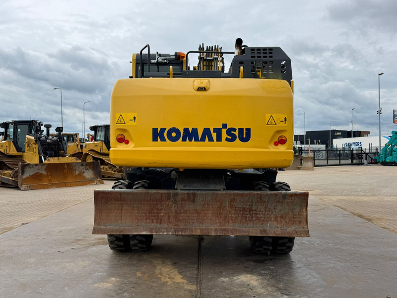 Komatsu PW180-11 - Колёсный экскаватор: фото 4 Komatsu PW180-11 - Колёсный экскаватор: фото 4