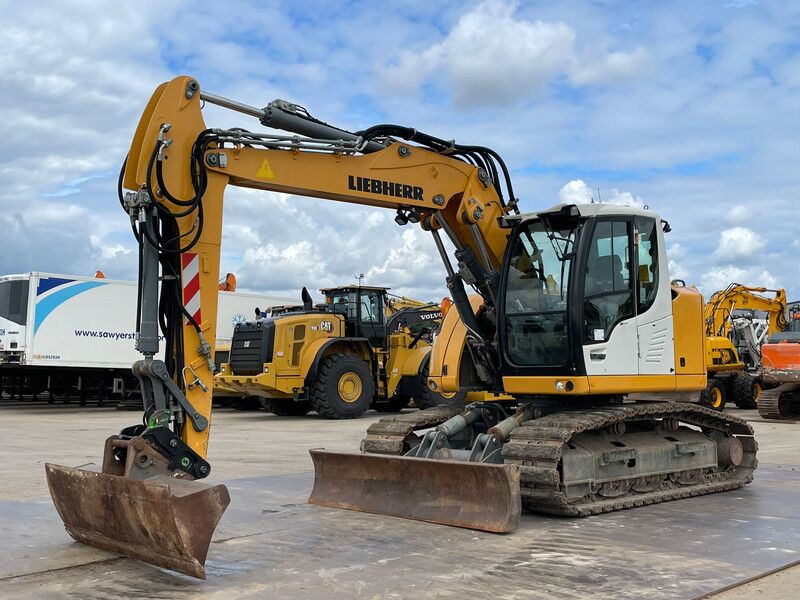 Liebherr R914 Compact Litronic - Гусеничный экскаватор: фото 2 Liebherr R914 Compact Litronic - Гусеничный экскаватор: фото 2