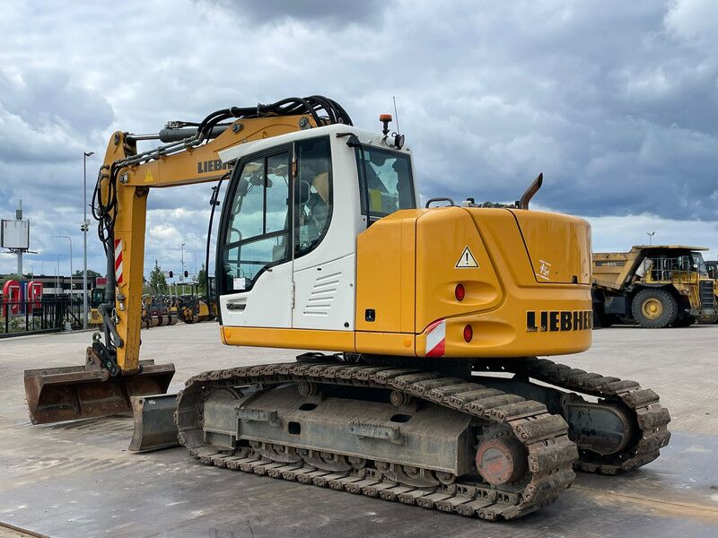 Liebherr R914 Compact Litronic - Гусеничный экскаватор: фото 3 Liebherr R914 Compact Litronic - Гусеничный экскаватор: фото 3