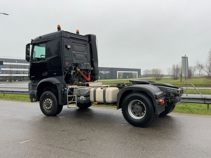 MERCEDESBENZ Arocs 2043 4x4 Tractor Head - Тягач: фото 3 MERCEDESBENZ Arocs 2043 4x4 Tractor Head - Тягач: фото 3