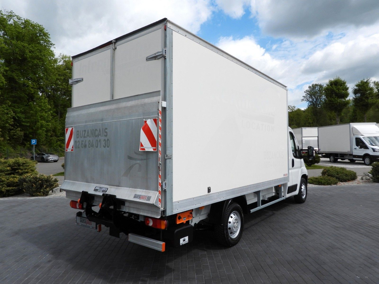 Citroën JUMPER KOFFER AUFZUG 8 PALETTEN TEMPOMAT NAVI Citroën JUMPER KOFFER AUFZUG 8 PALETTEN TEMPOMAT NAVI - Малотоннажный фургон: фото 3 Citroën JUMPER KOFFER AUFZUG 8 PALETTEN TEMPOMAT NAVI Citroën JUMPER KOFFER AUFZUG 8 PALETTEN TEMPOMAT NAVI - Малотоннажный фургон: фото 3
