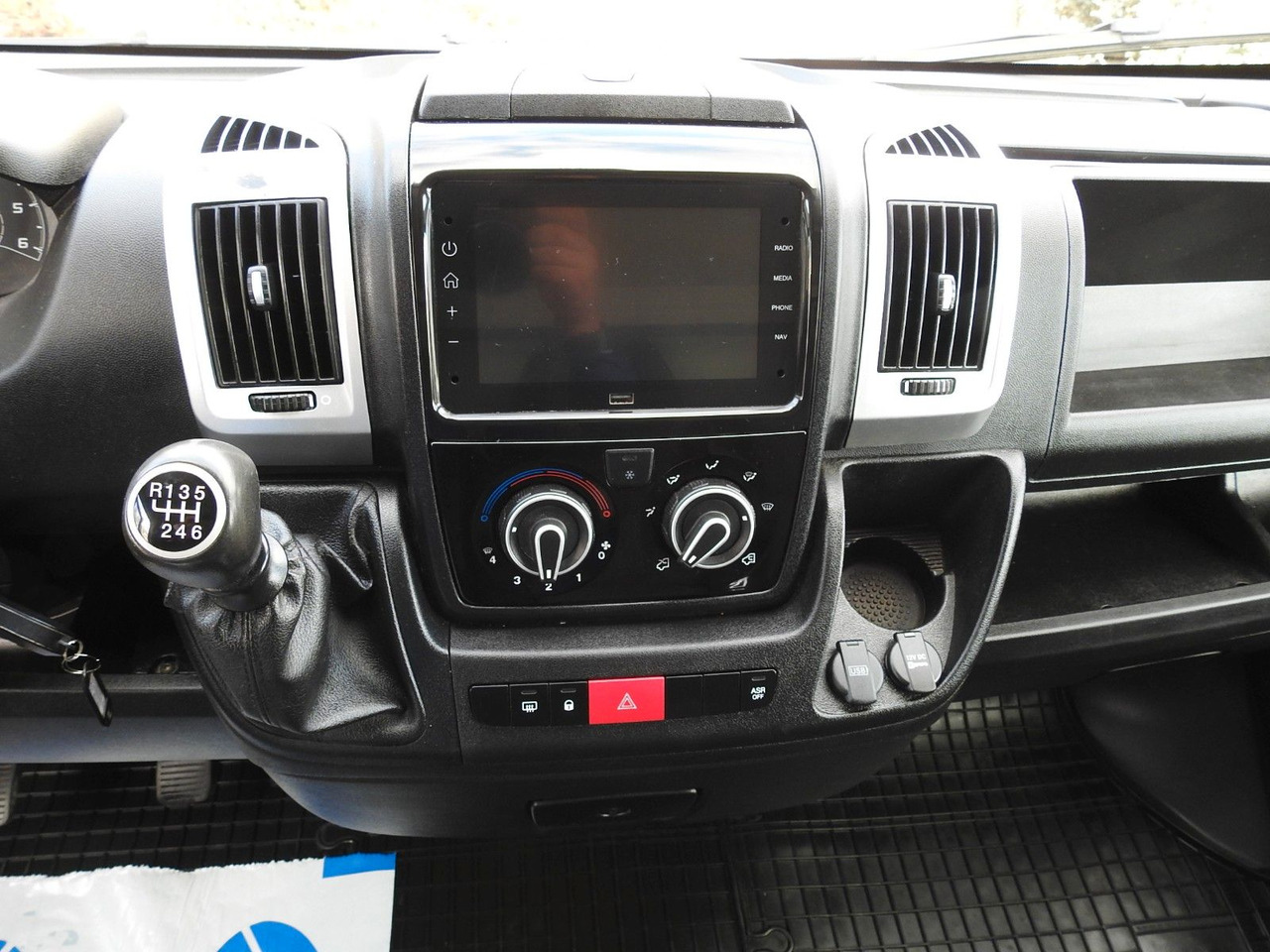 Малотоннажный фургон Fiat DUCATO  KOFFER AUFZUG 8 PALETTEN TEMPOMAT NAVI: фото 27
