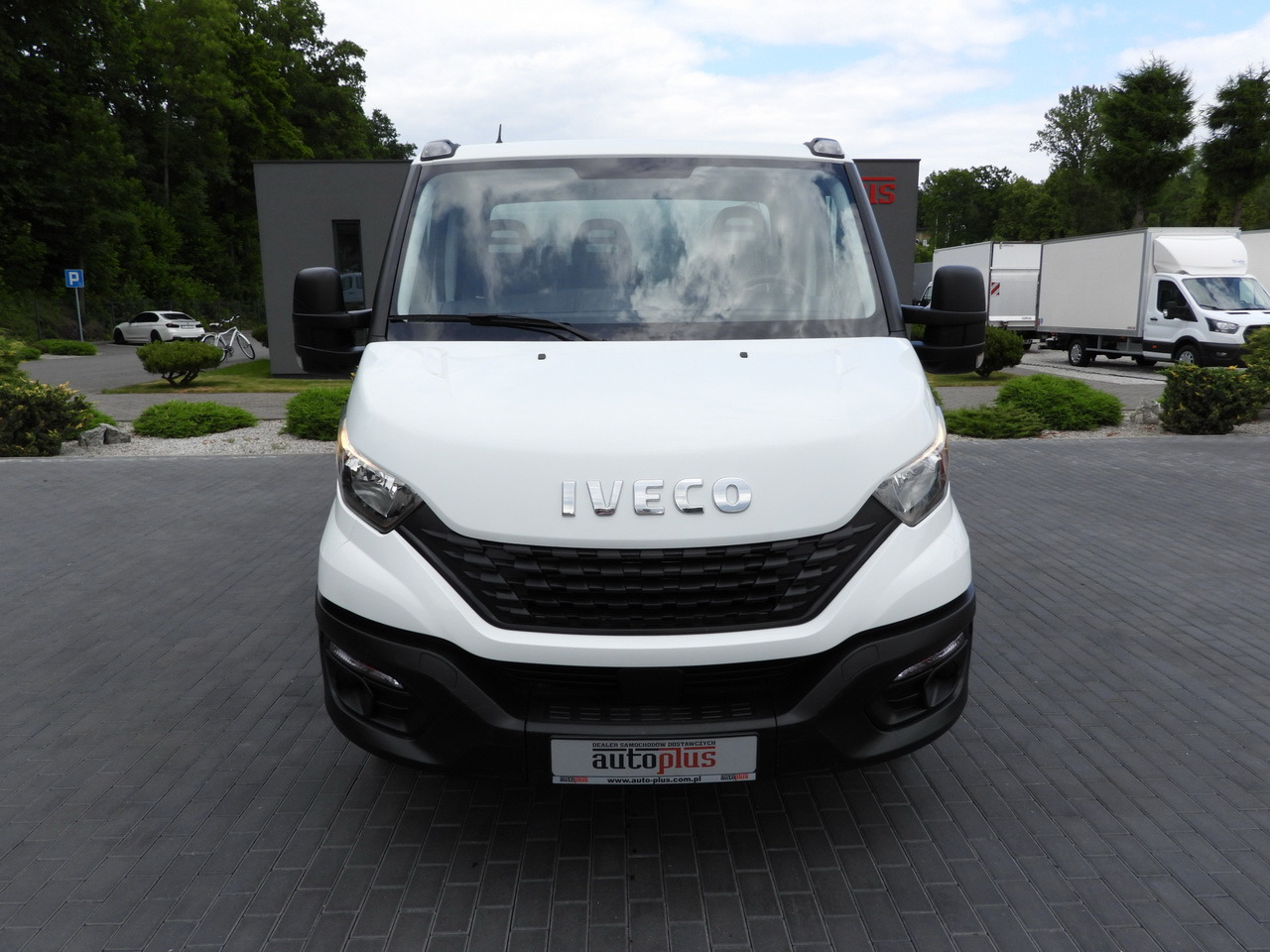 Малотоннажный самосвал IVECO DAILY 35C16 TIPPER CRUISE CONTROL TWIN WHEELS AIR CONDITIONING  160HP: фото 5