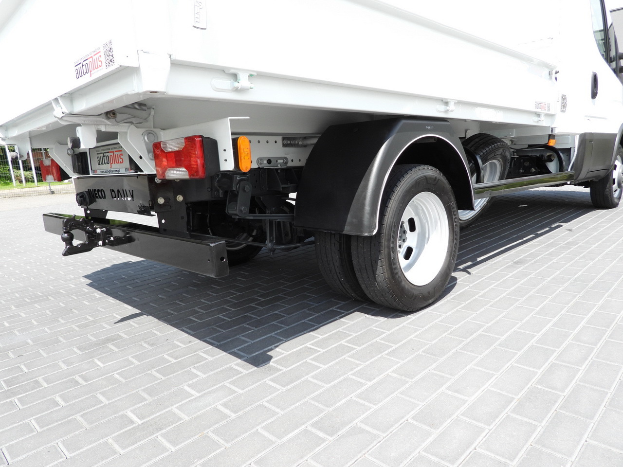 Малотоннажный самосвал IVECO DAILY 35C16 TIPPER CRUISE CONTROL TWIN WHEELS AIR CONDITIONING  160HP: фото 16