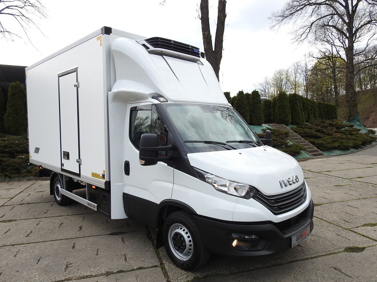 Новый Малотоннажный рефрижератор IVECO DAILY 35S16 NEW REGRIGERATOR BOX -10*C 8 PALLETS HEATING FUNCTION POWER SUPPLY 230V CRUISE CONTROL AIR CONDITIONING 160HP: фото 23