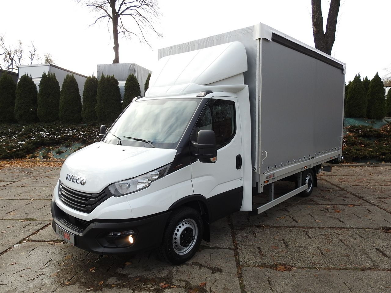 Новый Тентованный фургон IVECO DAILY 35S16 NEW TARPAULIN LIFT 8 PALLETS CRUISE CONTROL AIR CONDITIONING  160HP: фото 28