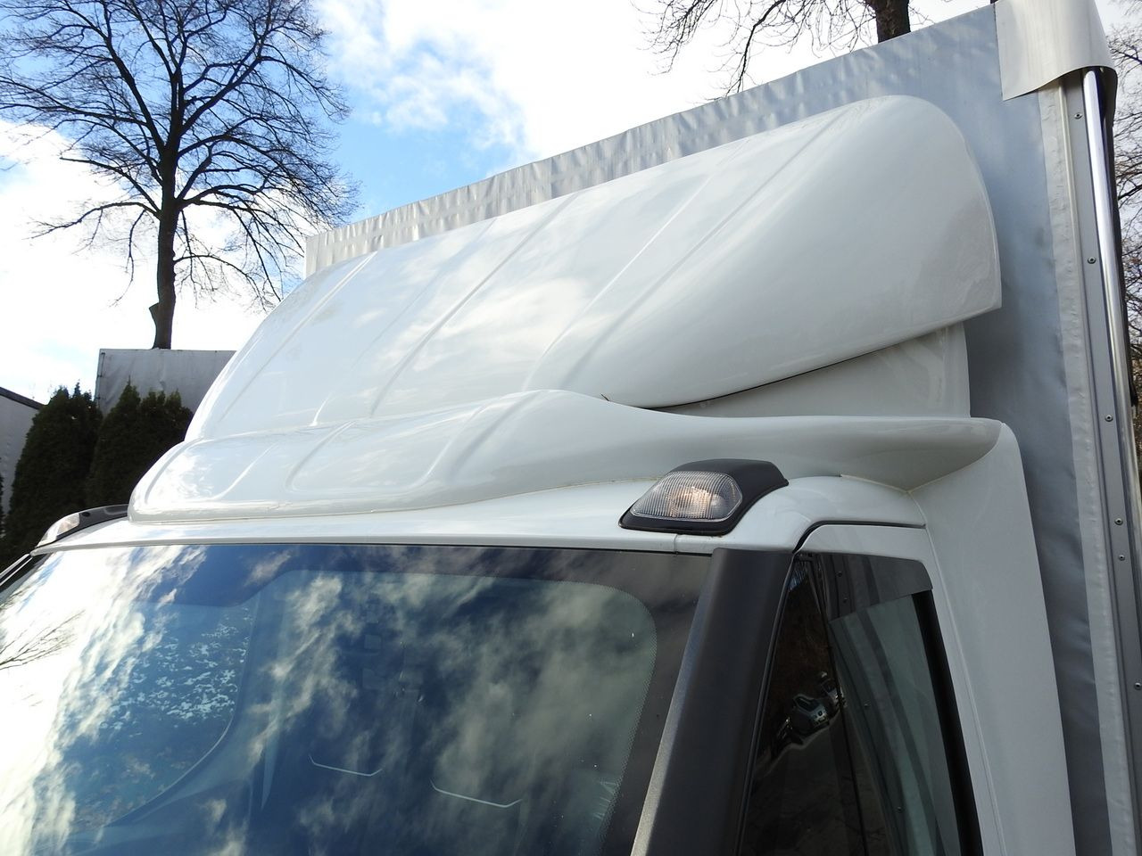 Новый Тентованный фургон IVECO DAILY 35S16 NEW TARPAULIN LIFT 8 PALLETS CRUISE CONTROL AIR CONDITIONING  160HP: фото 25