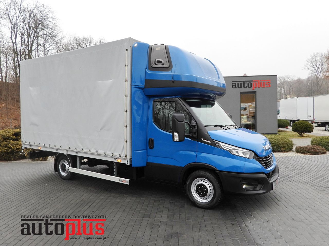 IVECO DAILY 35S21 TARPAULIN 10 PALLETS WEBASTO CRUISE CONTROL NAVIGATION LED LIGHTS AUTOMATIC TRANSMISSION HI-MATIC AIR CONDITIONING 210HP - Тентованный фургон: фото 1 IVECO DAILY 35S21 TARPAULIN 10 PALLETS WEBASTO CRUISE CONTROL NAVIGATION LED LIGHTS AUTOMATIC TRANSMISSION HI-MATIC AIR CONDITIONING 210HP - Тентованный фургон: фото 1