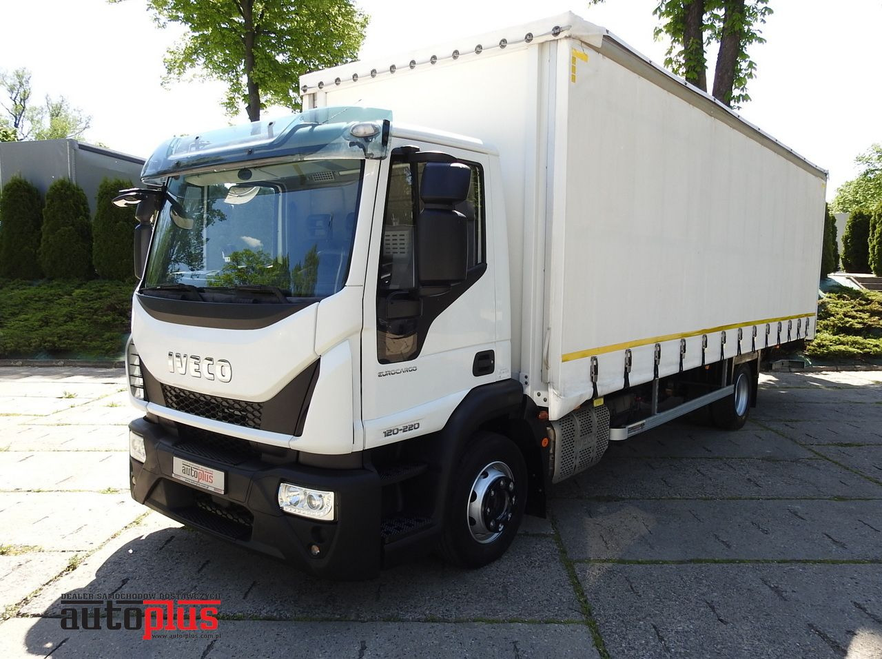 IVECO EUROCARGO 120 - 220 TARPAULIN LIFT 20 PALLETS LED LIGHTS AUTOMATIC TRANSMISSION HI-MATIC TWIN WHEELS AIR CONDITIONING 220HP - Тентованный грузовик: фото 1 IVECO EUROCARGO 120 - 220 TARPAULIN LIFT 20 PALLETS LED LIGHTS AUTOMATIC TRANSMISSION HI-MATIC TWIN WHEELS AIR CONDITIONING 220HP - Тентованный грузовик: фото 1