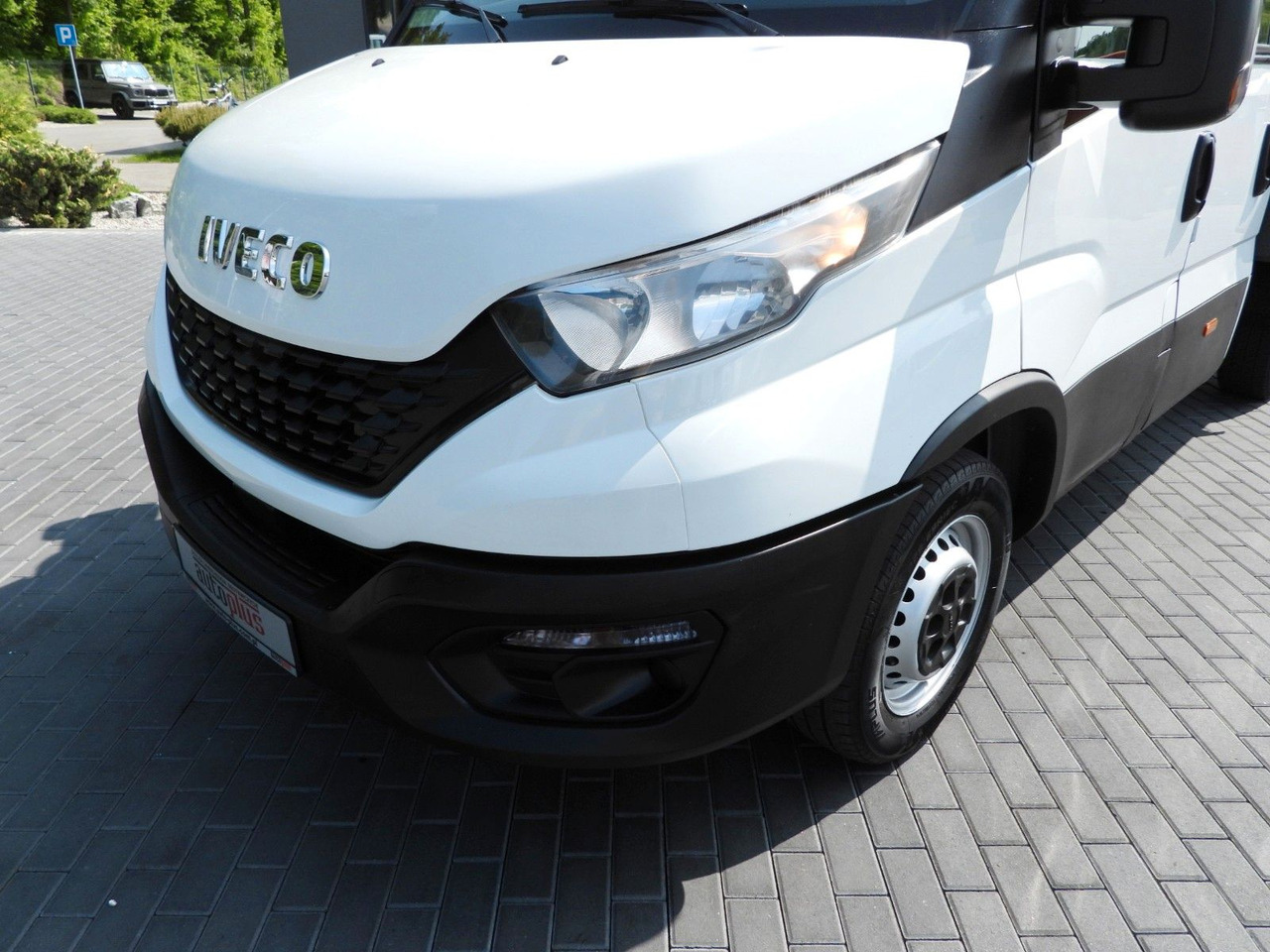 Малотоннажный бортовой грузовик, Грузопассажирский фургон Iveco DAILY 35S12 PRITSCHE DOPPELKABINE DOKA 7 SITZE: фото 17
