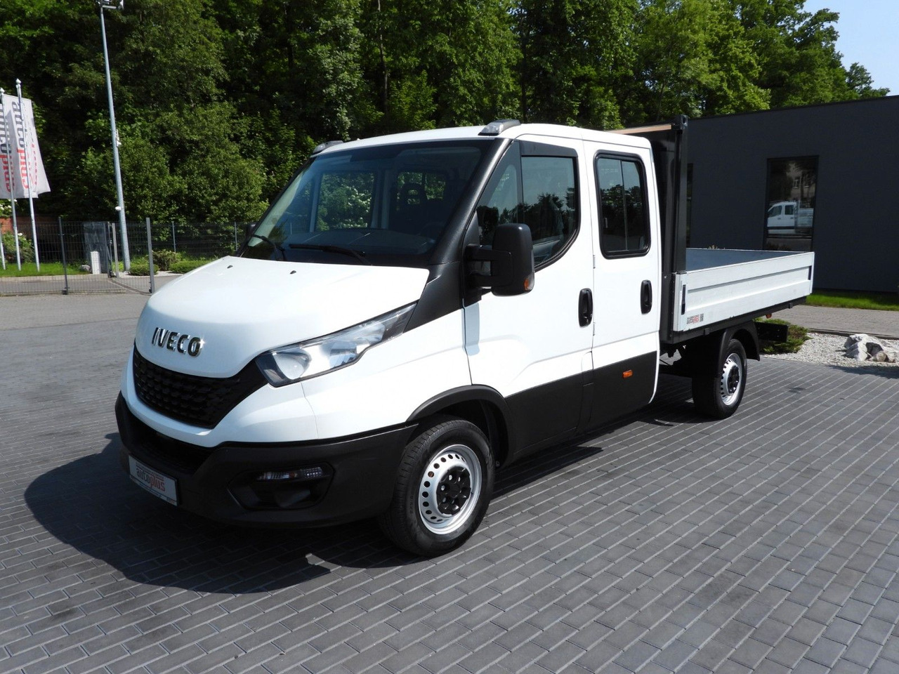 Малотоннажный бортовой грузовик, Грузопассажирский фургон Iveco DAILY 35S12 PRITSCHE DOPPELKABINE DOKA 7 SITZE: фото 16