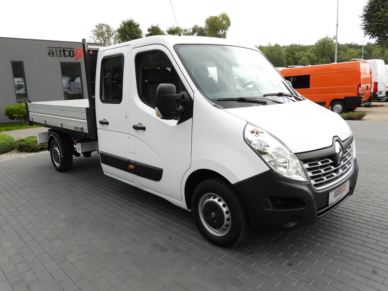 RENAULT MASTER TIPPER DOUBLE CABIN DOKA 7 SEATS 110HP - Лёгкий коммерческий автомобиль: фото 4 RENAULT MASTER TIPPER DOUBLE CABIN DOKA 7 SEATS 110HP - Лёгкий коммерческий автомобиль: фото 4