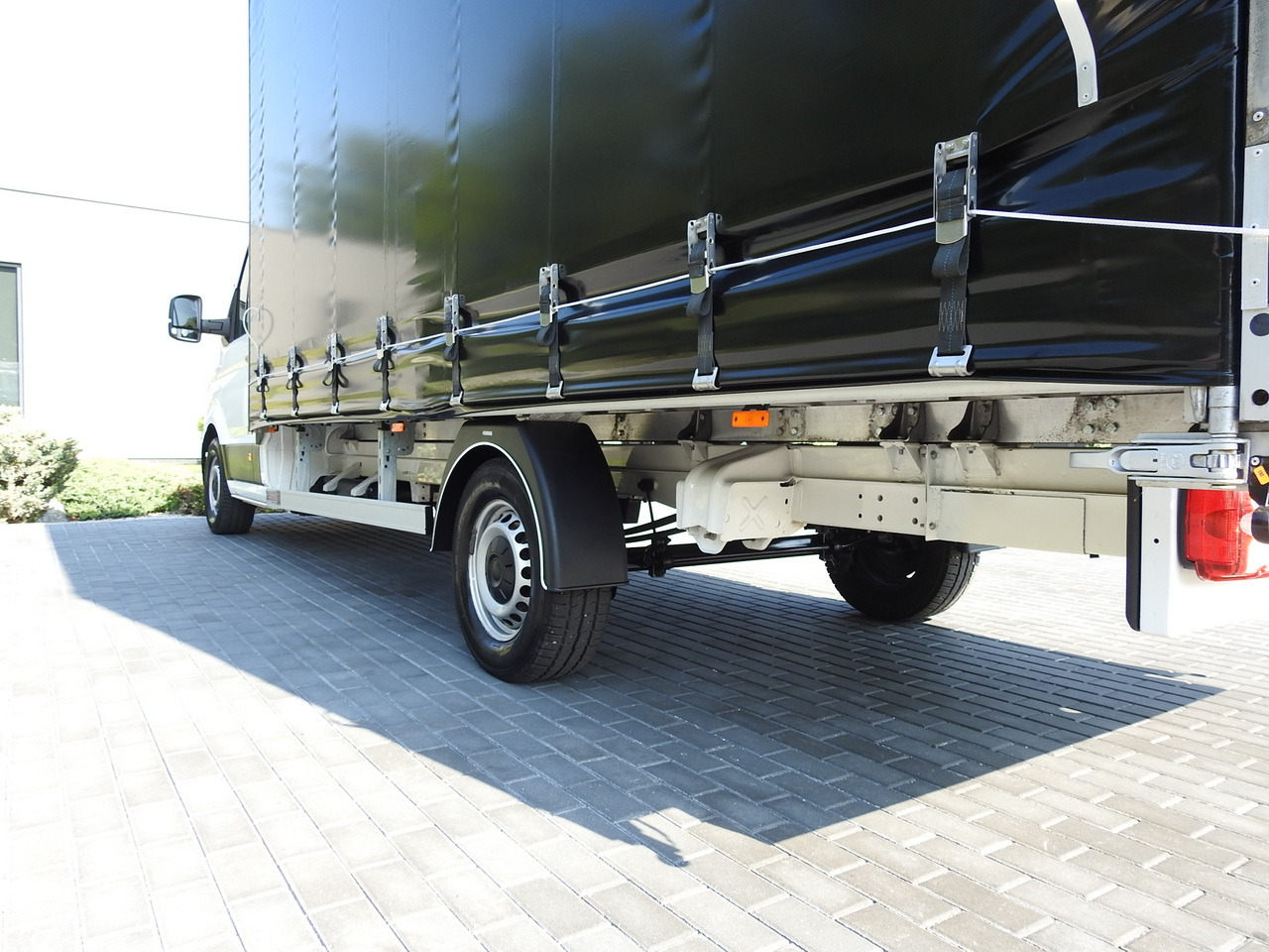 Тентованный фургон MAN TGE TARPAULIN 10 PALLETS AIR CONDITIONING  180HP: фото 16