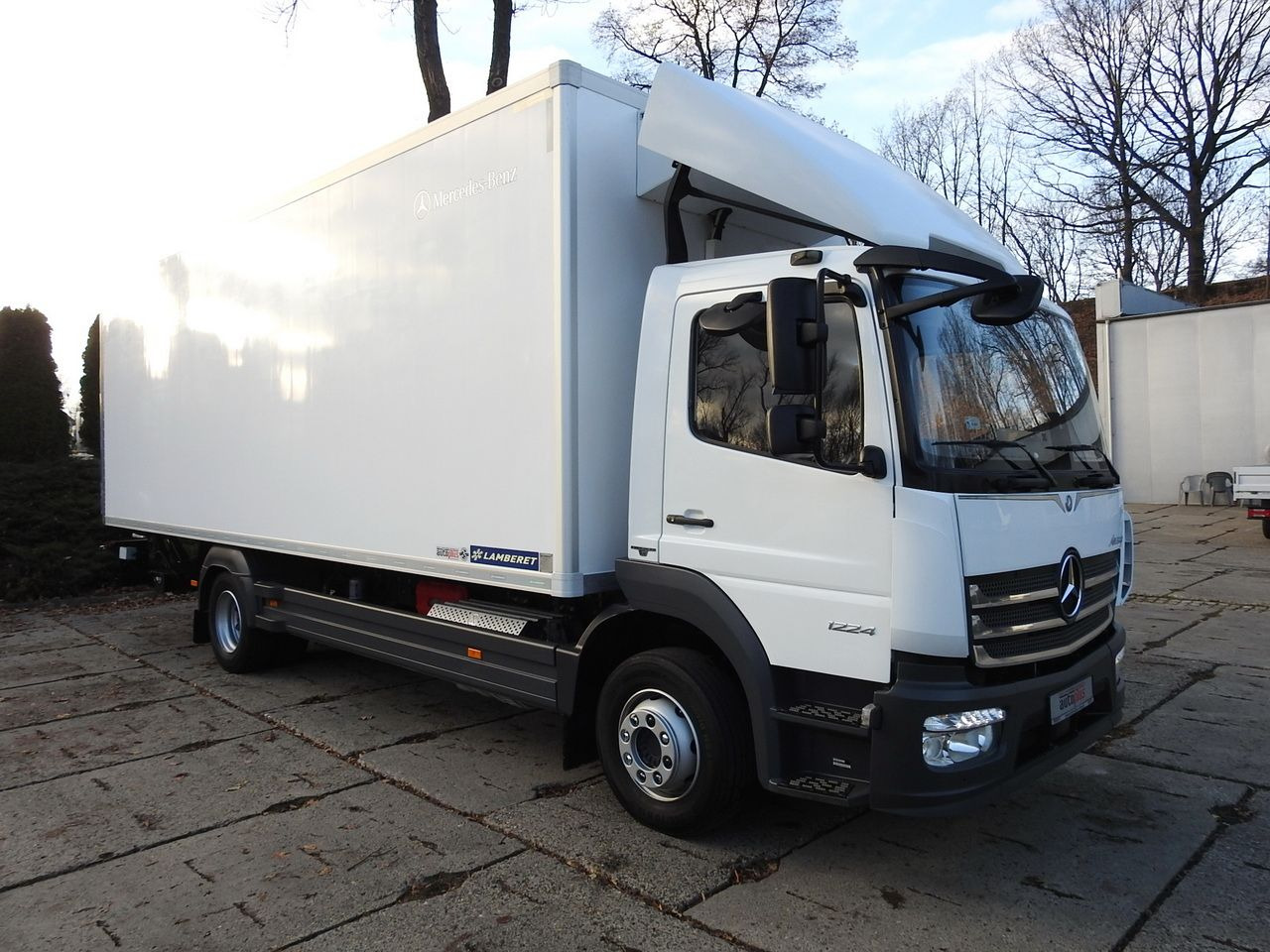 MERCEDES ATEGO 12.24 REGRIGERATOR BOX -10*C LIFT 16 PALLETS HEATING FUNCTION WEBASTO CRUISE CONTROL PNEUMATICS AIR CONDITIONING 240HP - Рефрижератор: фото 4 MERCEDES ATEGO 12.24 REGRIGERATOR BOX -10*C LIFT 16 PALLETS HEATING FUNCTION WEBASTO CRUISE CONTROL PNEUMATICS AIR CONDITIONING 240HP - Рефрижератор: фото 4