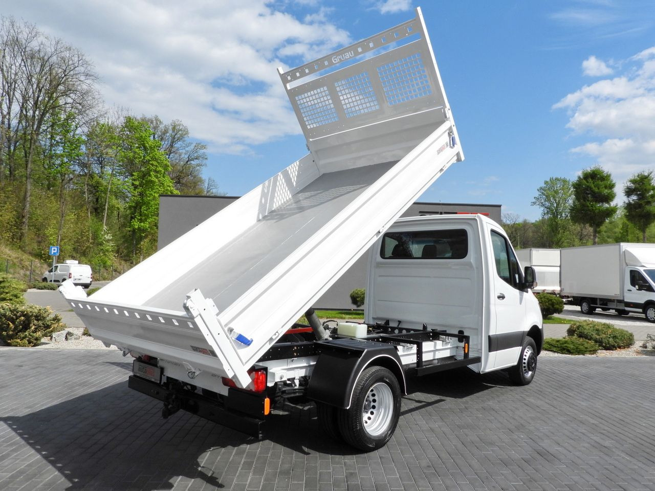 MERCEDES SPRINTER 514 TIPPER CRUISE CONTROL TWIN WHEELS AIR CONDITIONING 140HP - Малотоннажный самосвал: фото 3 MERCEDES SPRINTER 514 TIPPER CRUISE CONTROL TWIN WHEELS AIR CONDITIONING 140HP - Малотоннажный самосвал: фото 3