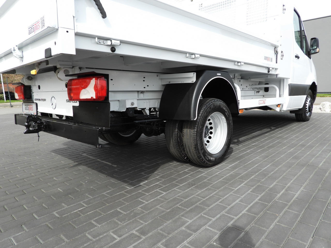 Малотоннажный самосвал MERCEDES SPRINTER 516 TIPPER CRUISE CONTROL TWIN WHEELS AIR CONDITIONING  160HP: фото 22