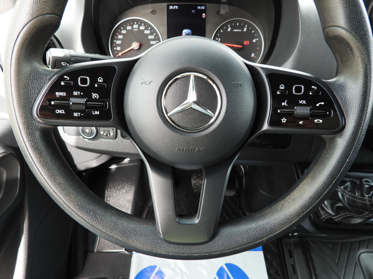 Малотоннажный самосвал MERCEDES SPRINTER 516 TIPPER CRUISE CONTROL TWIN WHEELS AIR CONDITIONING  160HP: фото 28