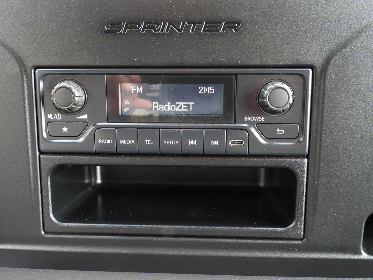 Тентованный фургон MERCEDES SPRINTER 519 TARPAULIN 8 PALLETS WEBASTO CRUISE CONTROL TWIN WHEELS AIR CONDITIONING 190HP: фото 40 Тентованный фургон MERCEDES SPRINTER 519 TARPAULIN 8 PALLETS WEBASTO CRUISE CONTROL TWIN WHEELS AIR CONDITIONING 190HP: фото 40