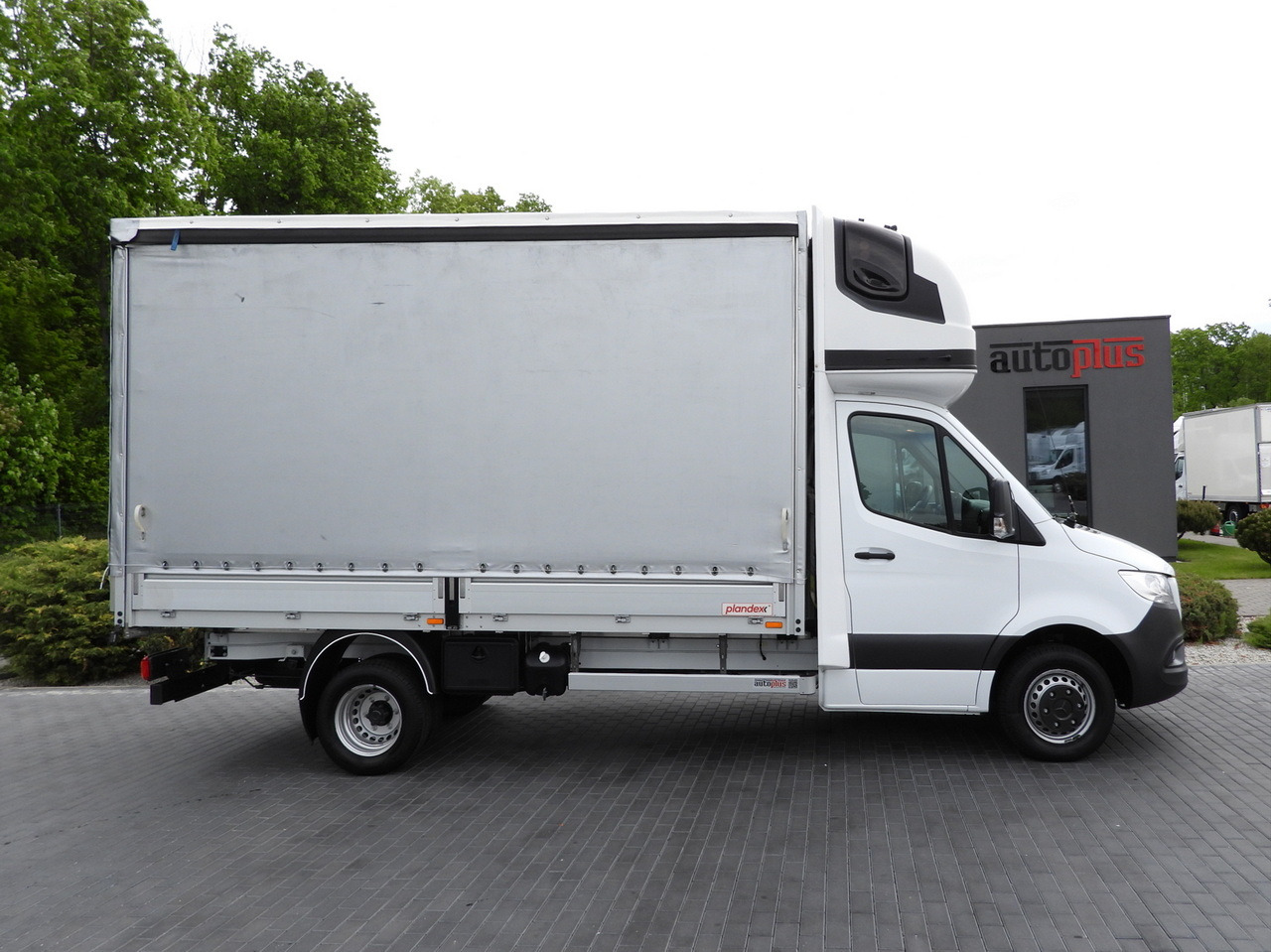 Тентованный фургон MERCEDES SPRINTER 519 TARPAULIN 8 PALLETS WEBASTO CRUISE CONTROL TWIN WHEELS AIR CONDITIONING 190HP: фото 7 Тентованный фургон MERCEDES SPRINTER 519 TARPAULIN 8 PALLETS WEBASTO CRUISE CONTROL TWIN WHEELS AIR CONDITIONING 190HP: фото 7