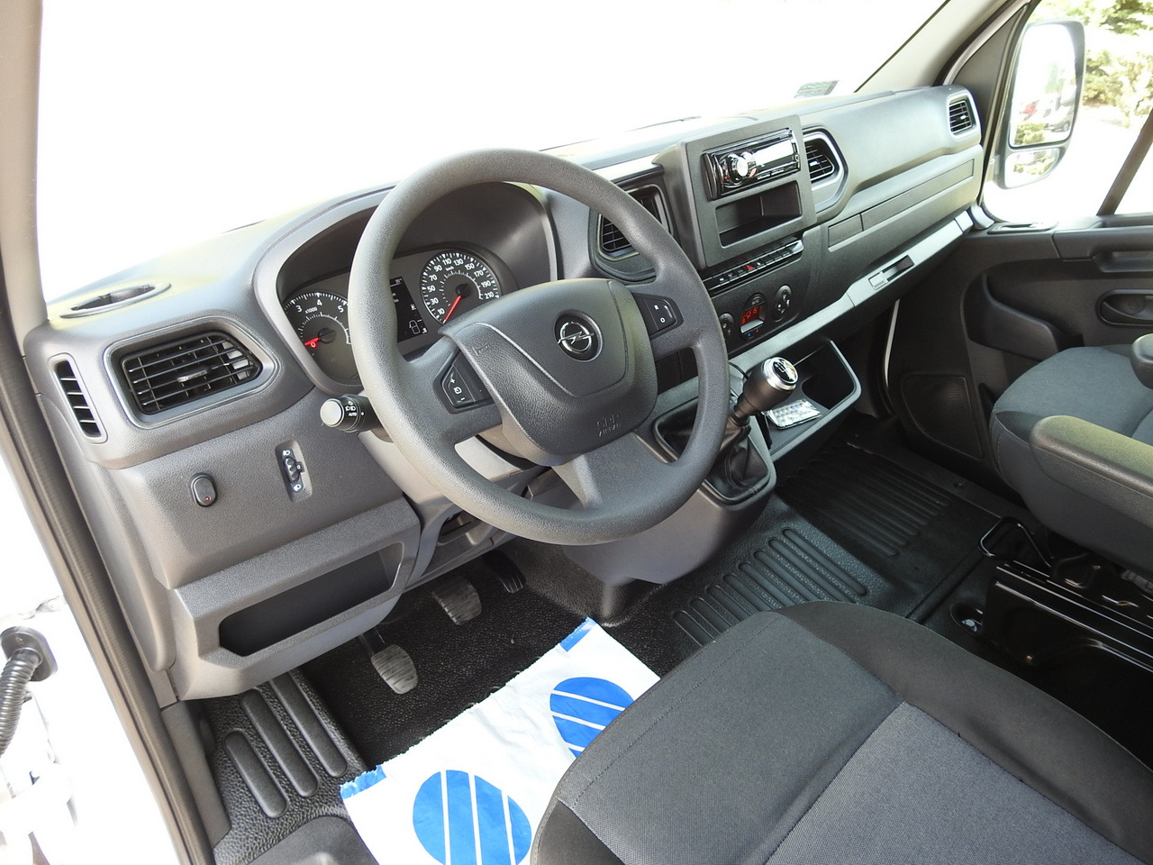 OPEL MOVANO TARPAULIN 8 PALLETS WEBASTO CRUISE CONTROL AIR CONDITIONING LED LIGHTS PNEUMATICS 165HP - Тентованный фургон: фото 2 OPEL MOVANO TARPAULIN 8 PALLETS WEBASTO CRUISE CONTROL AIR CONDITIONING LED LIGHTS PNEUMATICS 165HP - Тентованный фургон: фото 2