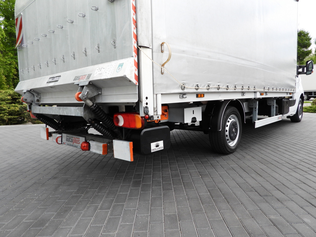 Тентованный фургон OPEL MOVANO TARPAULIN LIFT 9 PALLETS WEBASTO CRUISE CONTROL LED LIGHTS PNEUMATICS AIR CONDITIONING 165HP: фото 31 Тентованный фургон OPEL MOVANO TARPAULIN LIFT 9 PALLETS WEBASTO CRUISE CONTROL LED LIGHTS PNEUMATICS AIR CONDITIONING 165HP: фото 31