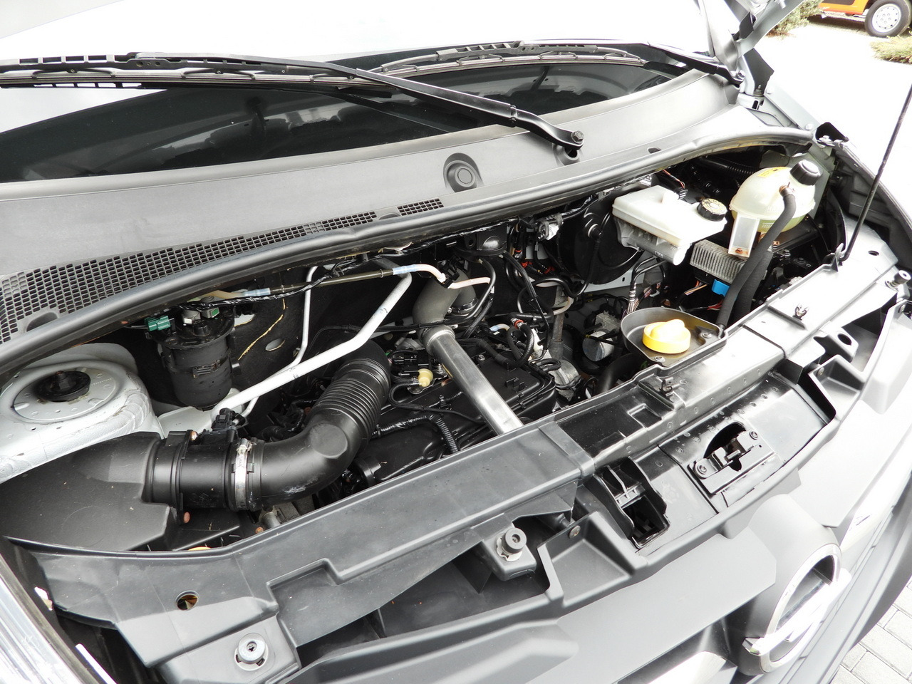 Тентованный фургон OPEL MOVANO TARPAULIN LIFT 9 PALLETS WEBASTO CRUISE CONTROL LED LIGHTS PNEUMATICS AIR CONDITIONING 165HP: фото 32 Тентованный фургон OPEL MOVANO TARPAULIN LIFT 9 PALLETS WEBASTO CRUISE CONTROL LED LIGHTS PNEUMATICS AIR CONDITIONING 165HP: фото 32