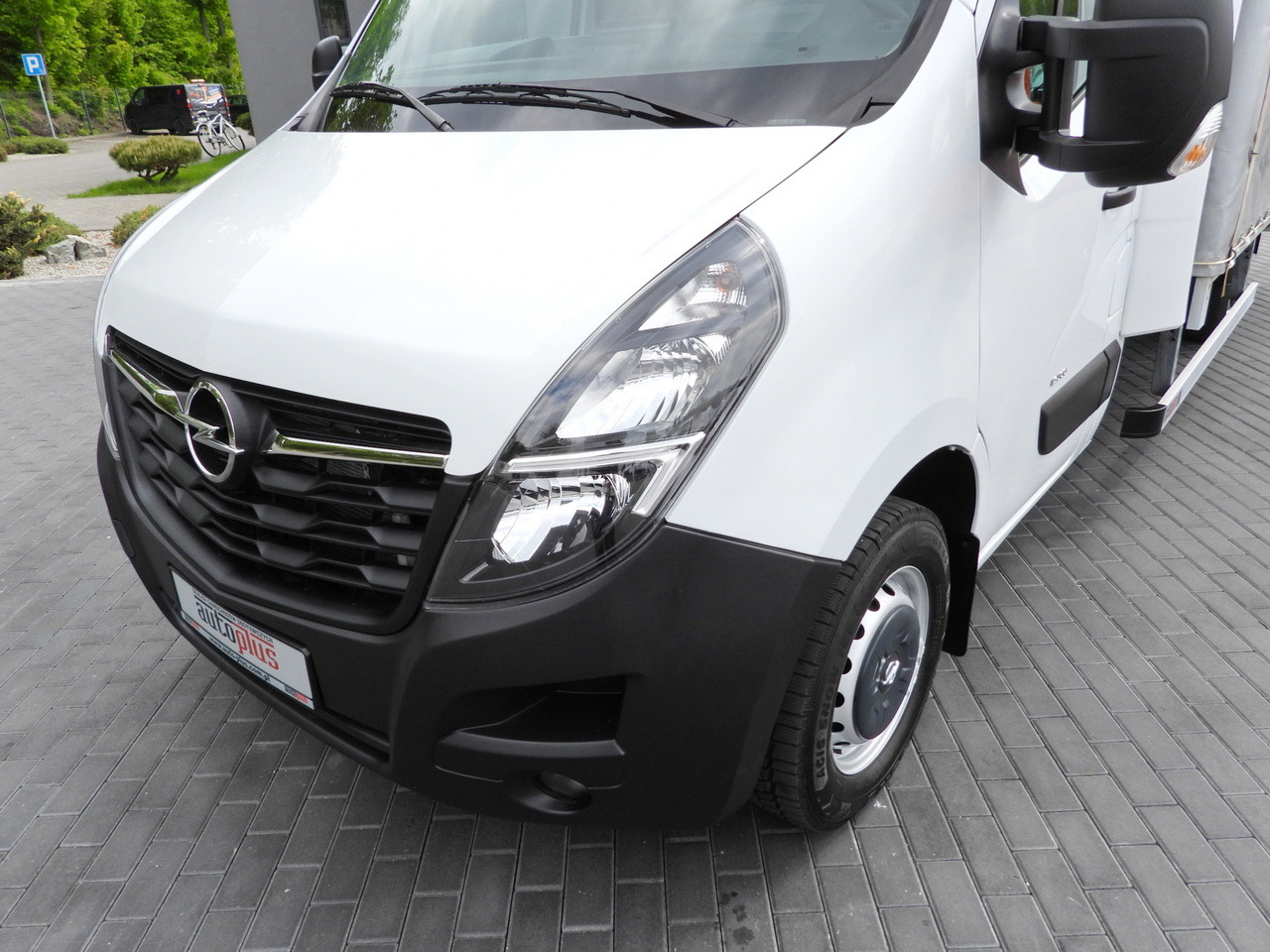 Тентованный фургон OPEL MOVANO TARPAULIN LIFT 9 PALLETS WEBASTO CRUISE CONTROL LED LIGHTS PNEUMATICS AIR CONDITIONING 165HP: фото 21 Тентованный фургон OPEL MOVANO TARPAULIN LIFT 9 PALLETS WEBASTO CRUISE CONTROL LED LIGHTS PNEUMATICS AIR CONDITIONING 165HP: фото 21