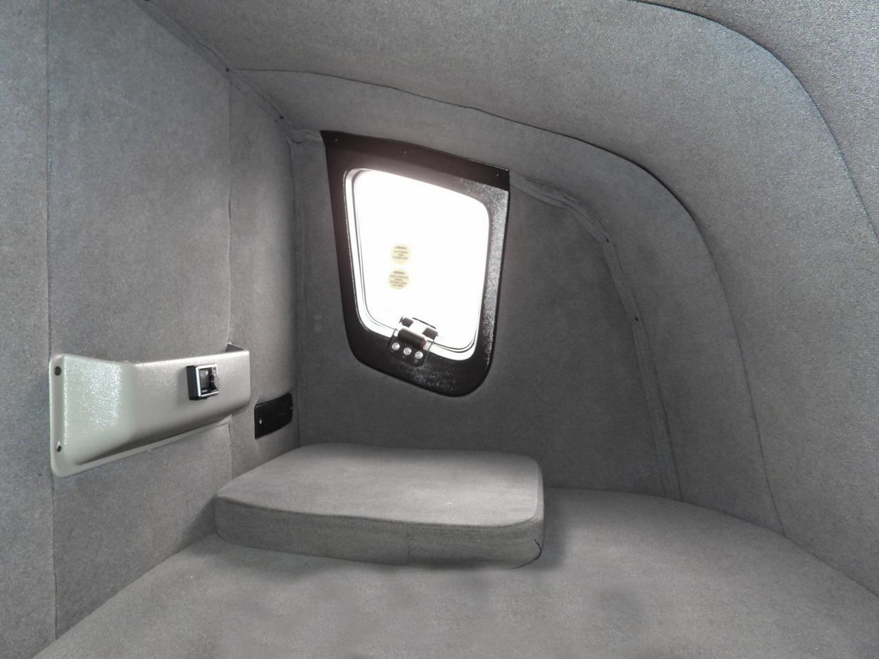 Тентованный фургон OPEL MOVANO TARPAULIN LIFT 9 PALLETS WEBASTO CRUISE CONTROL LED LIGHTS PNEUMATICS AIR CONDITIONING 165HP: фото 48 Тентованный фургон OPEL MOVANO TARPAULIN LIFT 9 PALLETS WEBASTO CRUISE CONTROL LED LIGHTS PNEUMATICS AIR CONDITIONING 165HP: фото 48