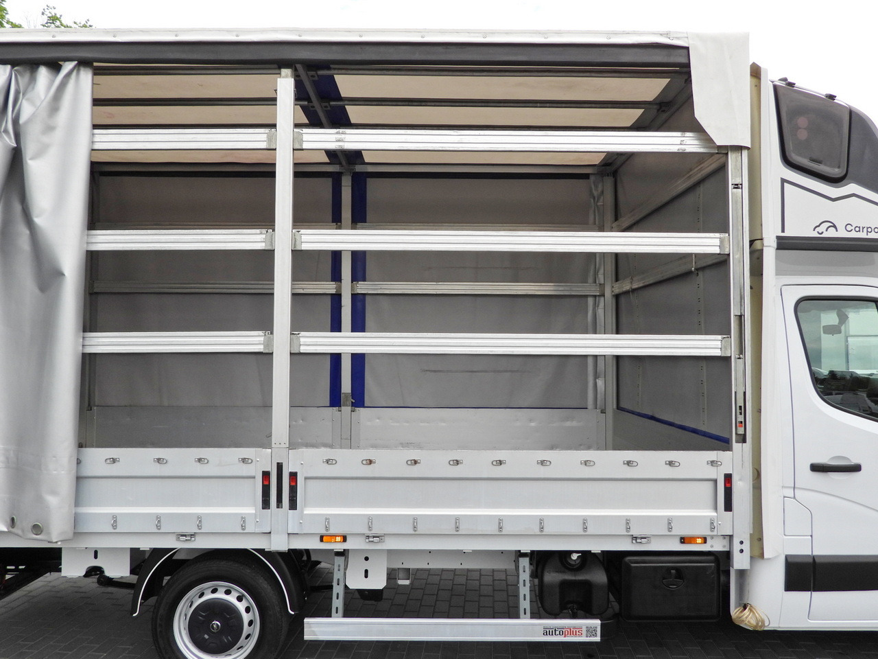 Тентованный фургон OPEL MOVANO TARPAULIN LIFT 9 PALLETS WEBASTO CRUISE CONTROL LED LIGHTS PNEUMATICS AIR CONDITIONING 165HP: фото 30 Тентованный фургон OPEL MOVANO TARPAULIN LIFT 9 PALLETS WEBASTO CRUISE CONTROL LED LIGHTS PNEUMATICS AIR CONDITIONING 165HP: фото 30