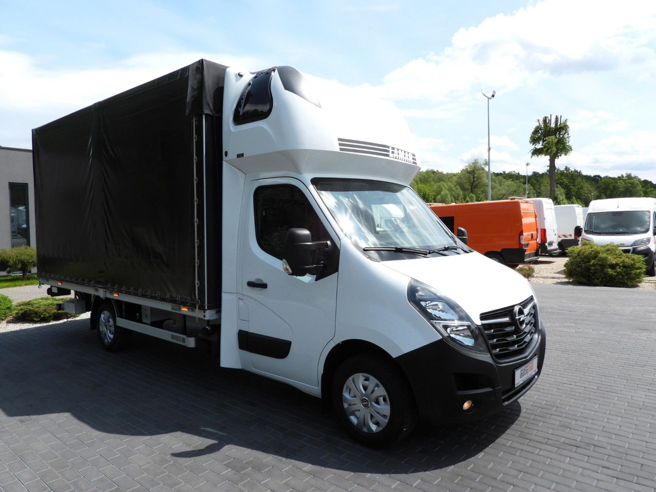 Opel MOVANO PRITSCHE PLANE AUFZUG 9 PALETTEN WEBASTO - Тентованный фургон: фото 4 Opel MOVANO PRITSCHE PLANE AUFZUG 9 PALETTEN WEBASTO - Тентованный фургон: фото 4