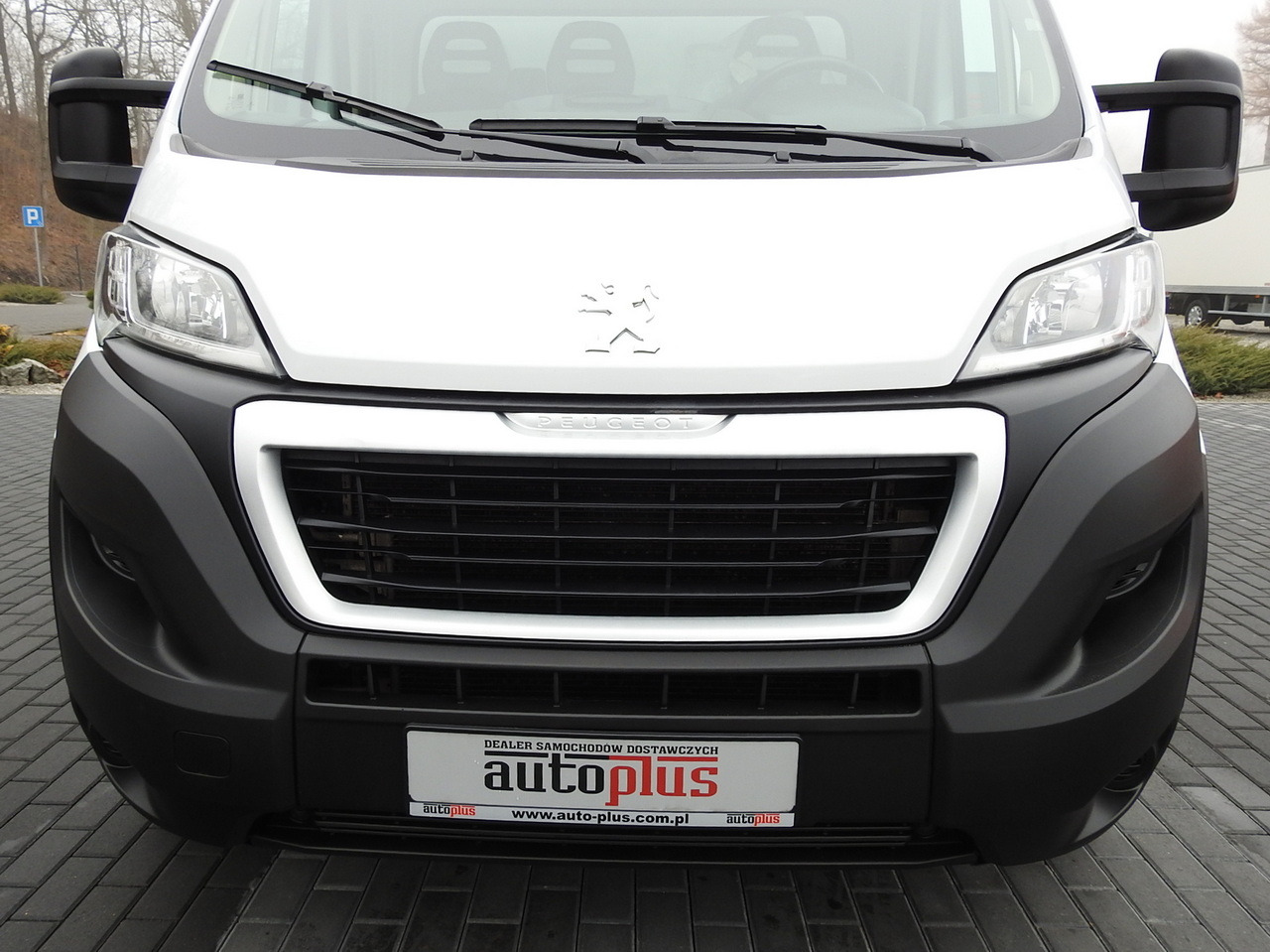 Малотоннажный фургон PEUGEOT BOXER BOX LIFT 8 PALLETS CRUISE CONTROL AIR CONDITIONING  140HP: фото 14