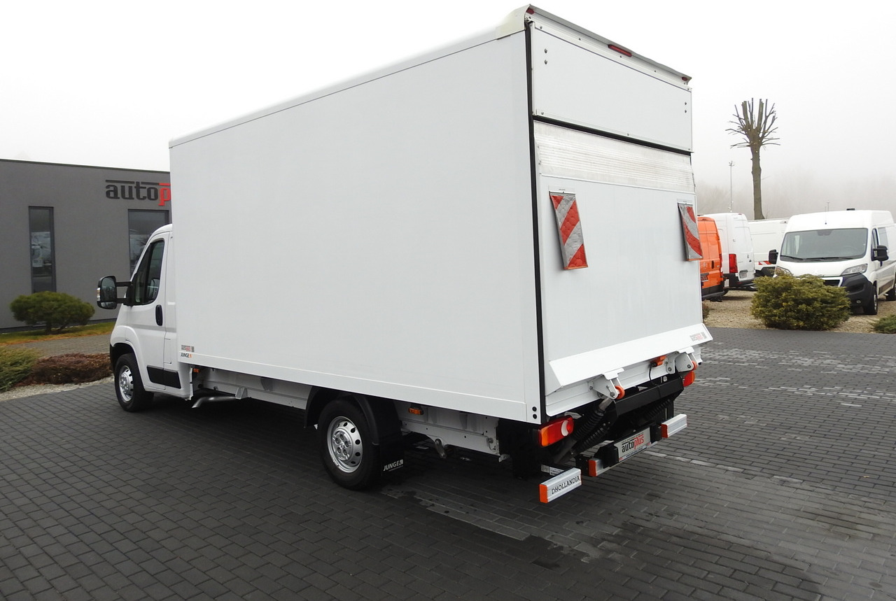 Малотоннажный фургон PEUGEOT BOXER BOX LIFT 8 PALLETS CRUISE CONTROL AIR CONDITIONING  140HP: фото 9