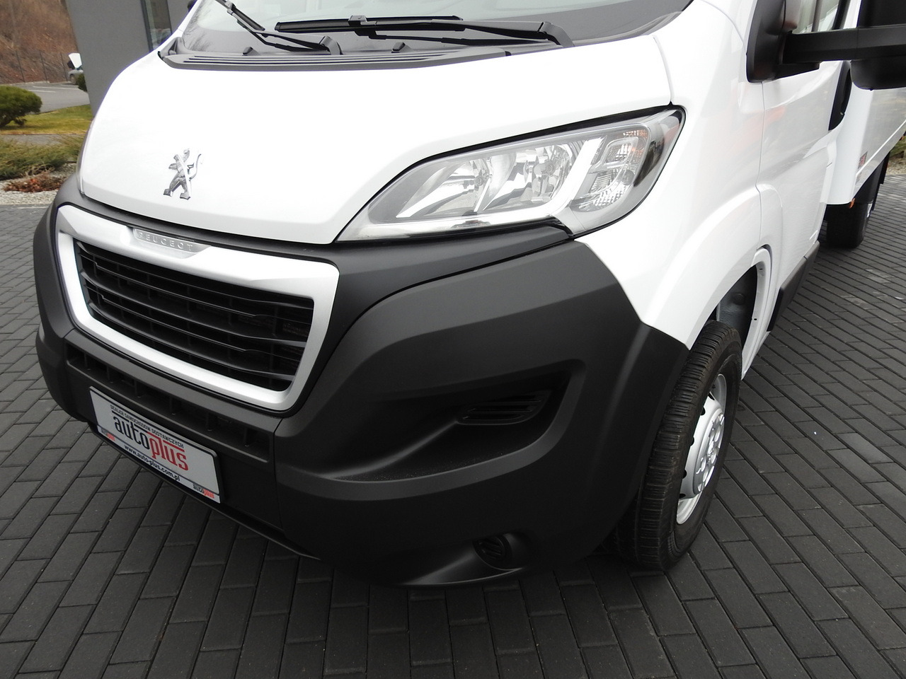 Малотоннажный фургон PEUGEOT BOXER BOX LIFT 8 PALLETS CRUISE CONTROL AIR CONDITIONING  140HP: фото 19